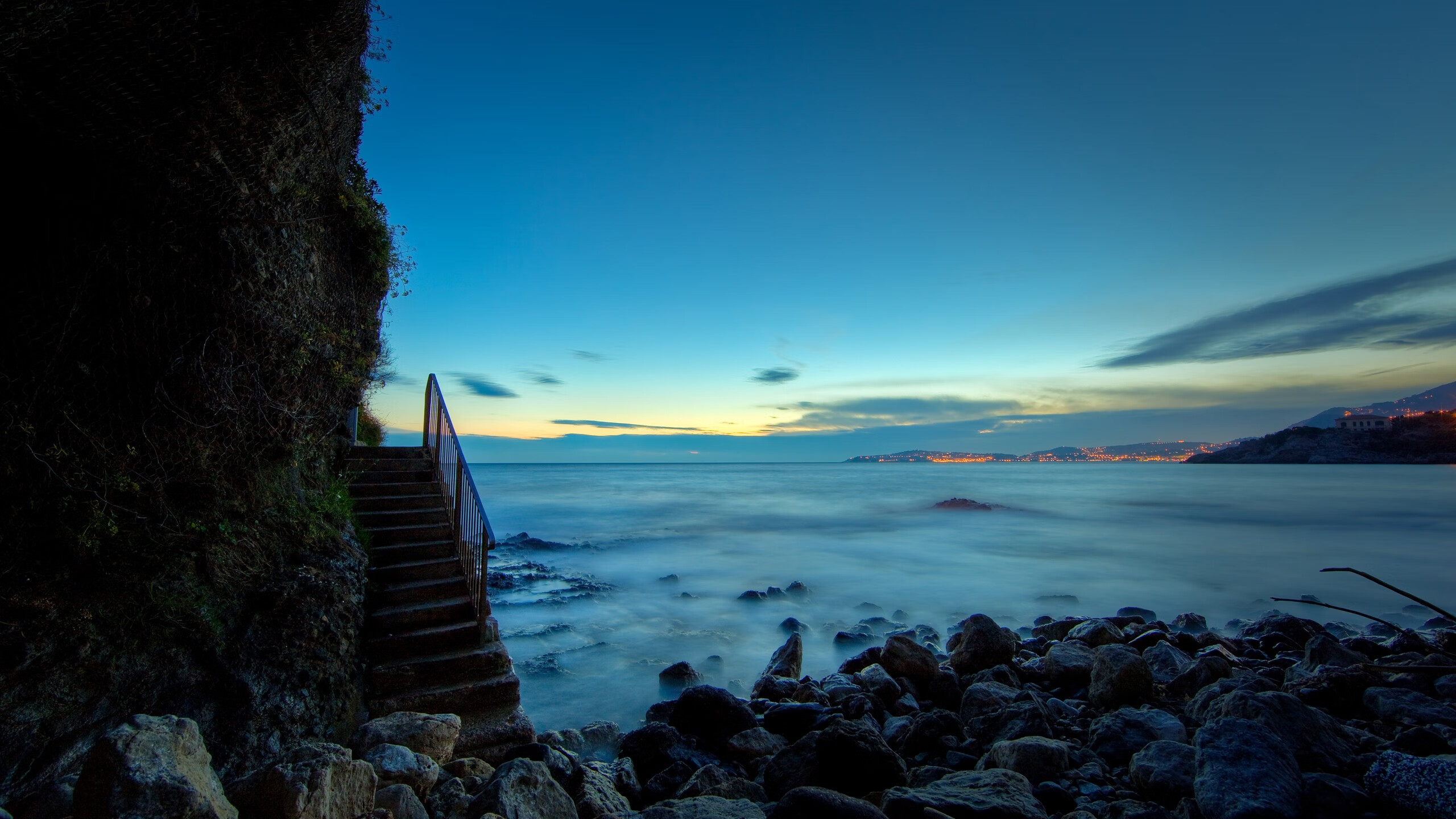 开云kaiyun-英超激烈争夺：每场都令人心潮澎湃！，英超竞争